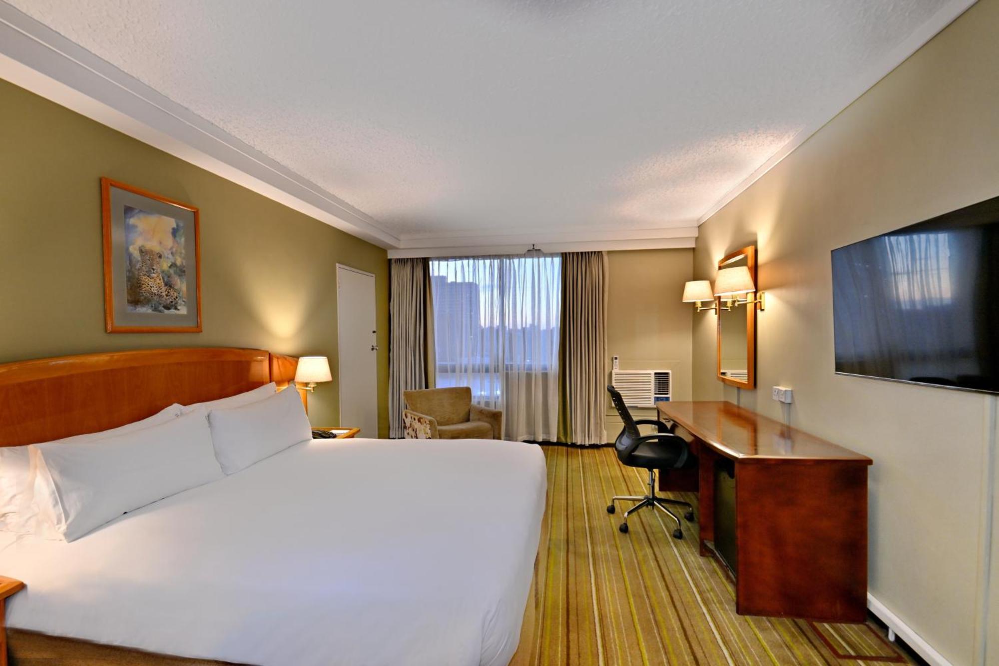 Holiday Inn - Harare By Ihg Exterior photo